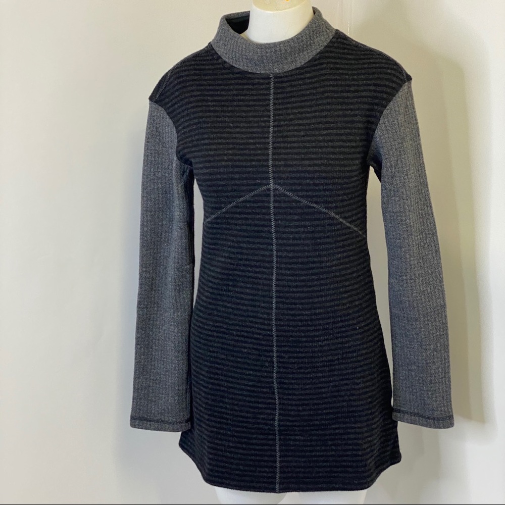 Prana Black Grey Josette Sweater Tunic sz Xs NWT